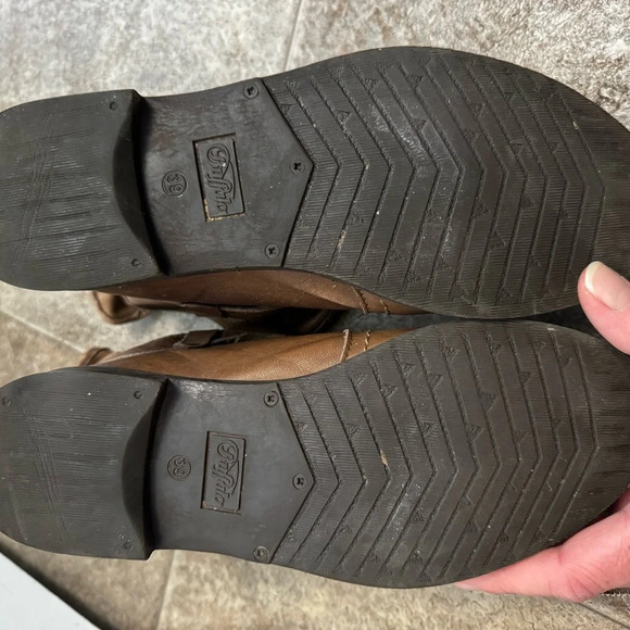 Buffalo David Bitton Brown Ankle Boots with Wraparound Strap - Picture 8 of 8